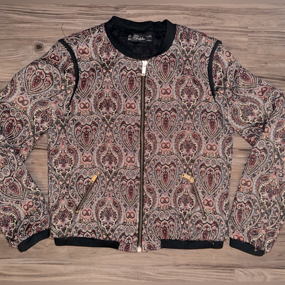 Patterned Zip UP Jacket - Picture 3 of 4